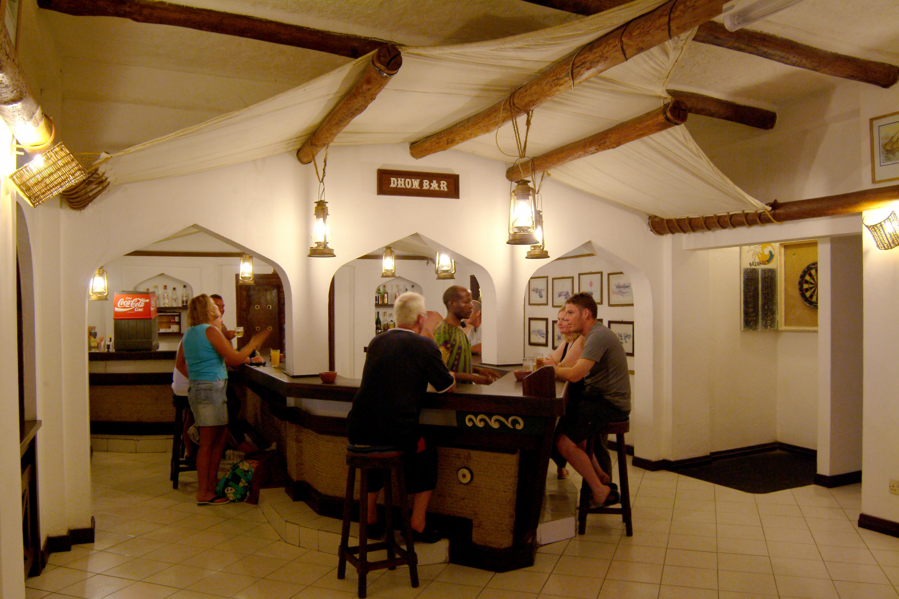 Bamburi Beach Hotel Buitenkant foto