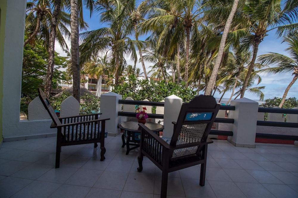 Bamburi Beach Hotel Buitenkant foto