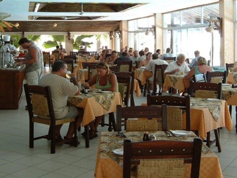 Bamburi Beach Hotel Buitenkant foto