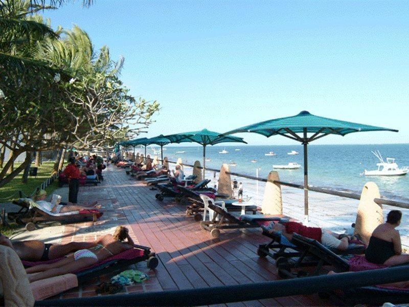 Bamburi Beach Hotel Buitenkant foto