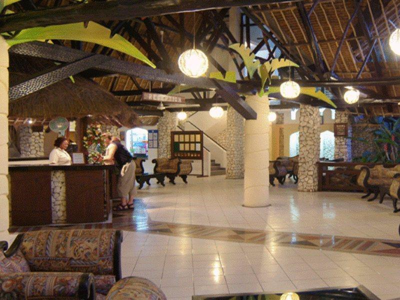 Bamburi Beach Hotel Buitenkant foto